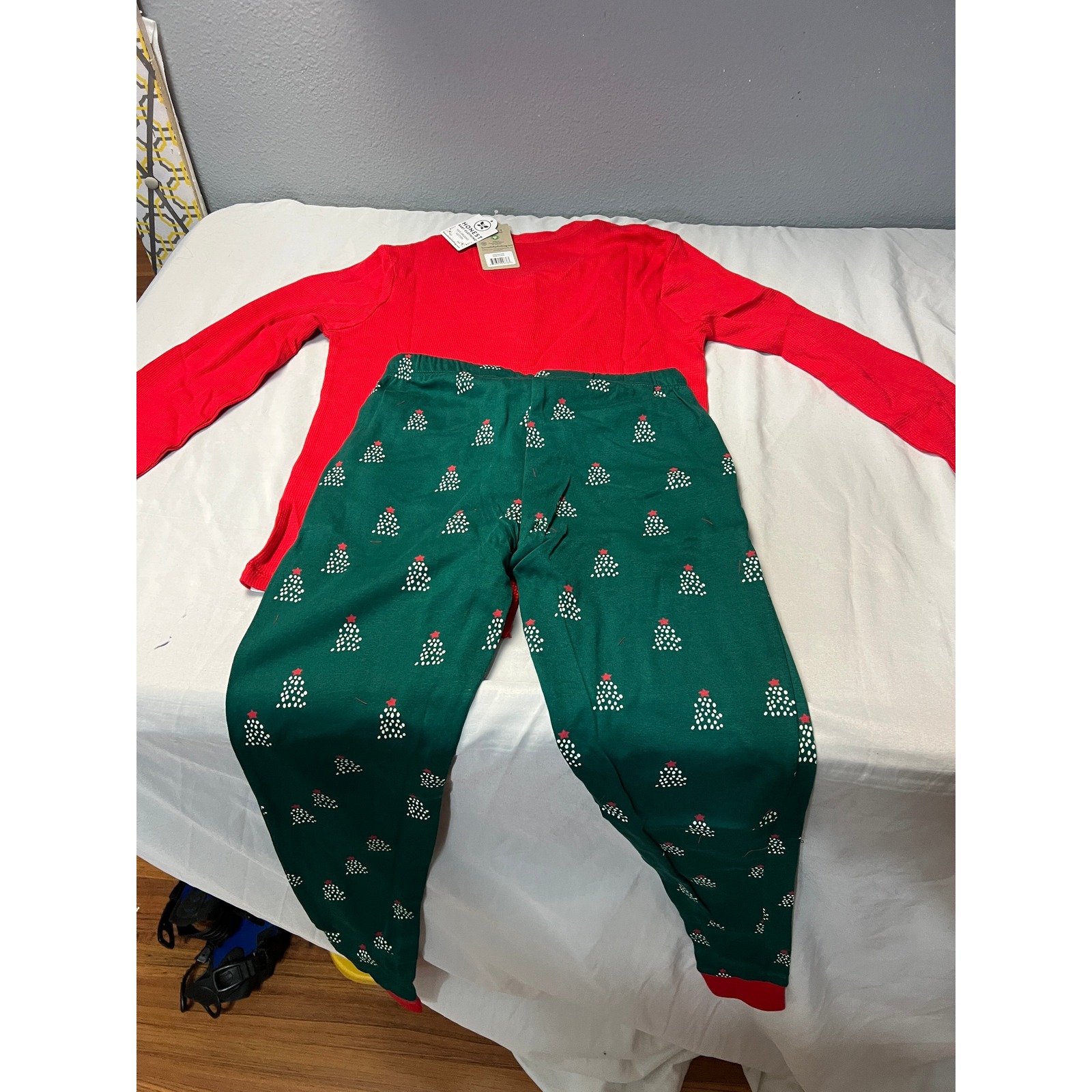 Honest Baby Clothing Womens Xs Red Green Organic Cotton Christmas Pajama Set New — image 5 of 8